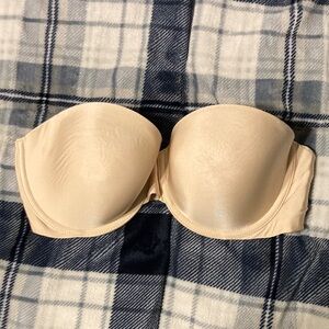 Victoria’s Secret Strapless Cream Bra
